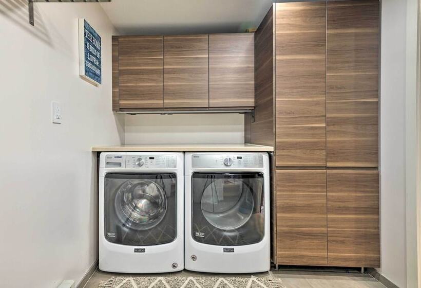 Poconos Cottage W/ Sauna ~ 10 Mi To Camelback!