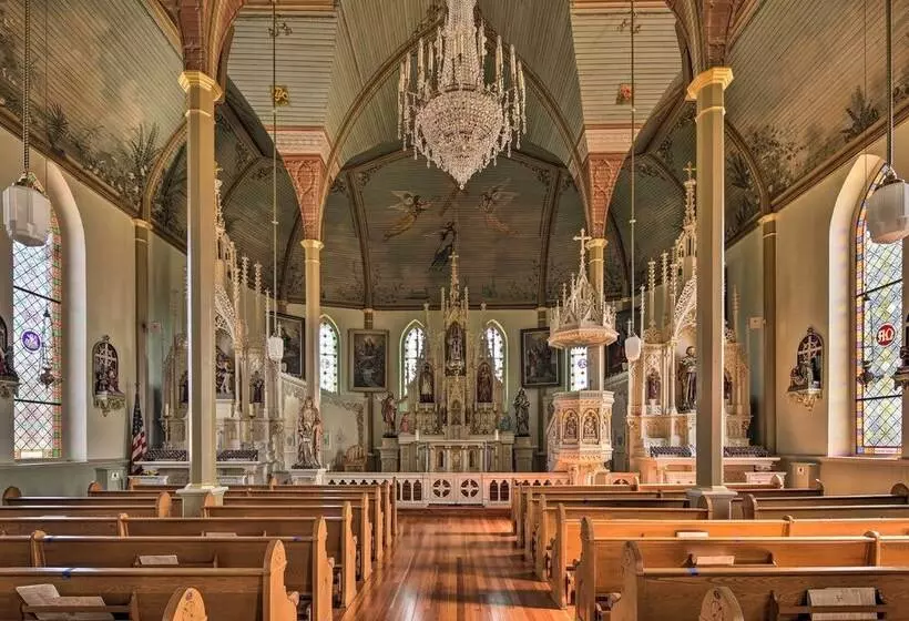 Peaceful Schulenburg Farmhouse W/ Fire Pit & Grill