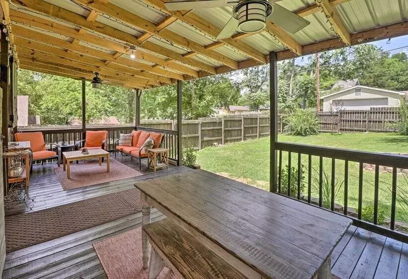 Country Chic Cotter Home W/ Outdoor Living Space!