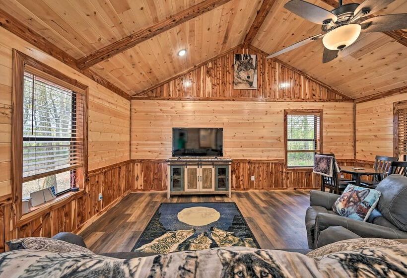 Cozy Broken Bow Cabin, Walk To The Lukfata Creek!