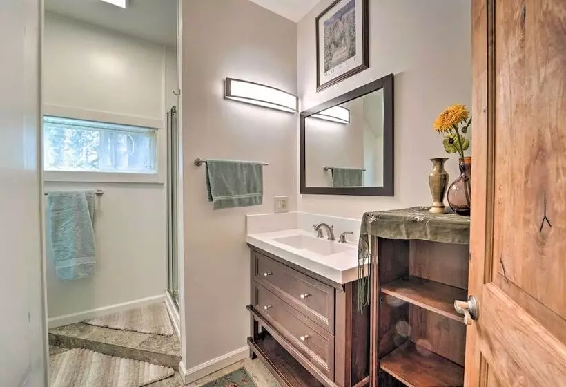 Rustic Soda Springs Cabin < Half Mi To Ski Resort