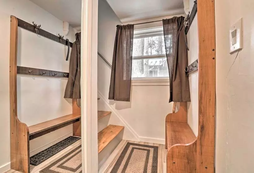 Rustic Soda Springs Cabin < Half Mi To Ski Resort