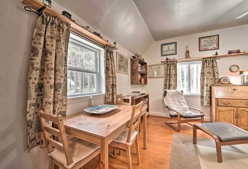 Rustic Soda Springs Cabin < Half Mi To Ski Resort