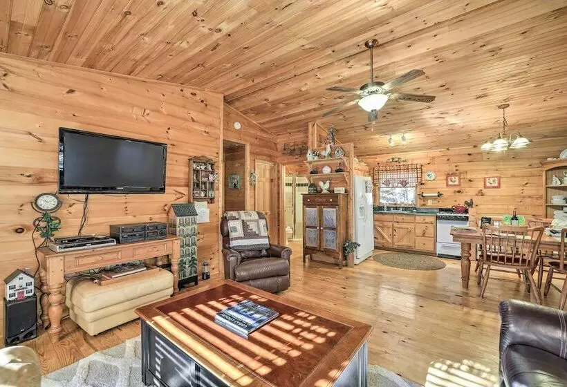 11 Mi To Dtwn: Franklin Cabin W/ Porch!