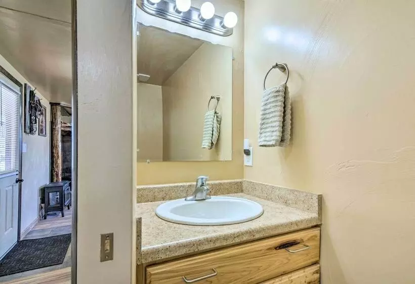 Cozy Home W/ Canyon Views: 2 Mi To Grand Staircase