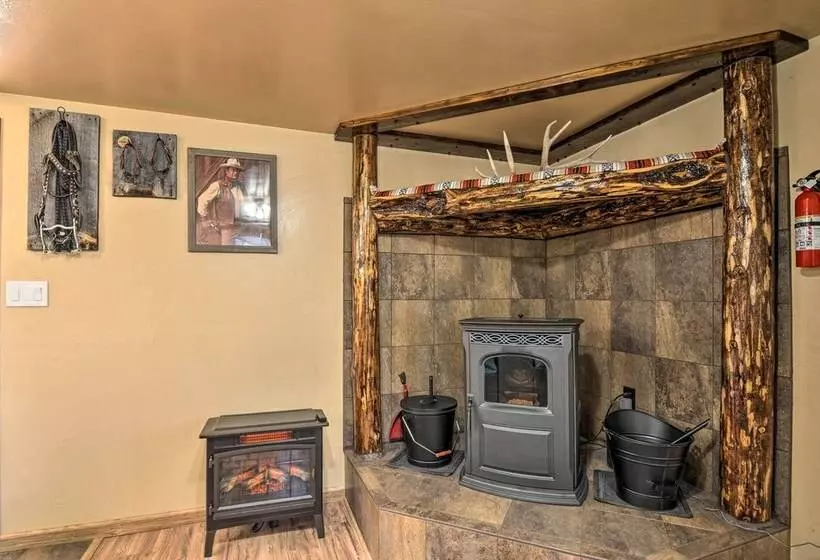 Cozy Home W/ Canyon Views: 2 Mi To Grand Staircase