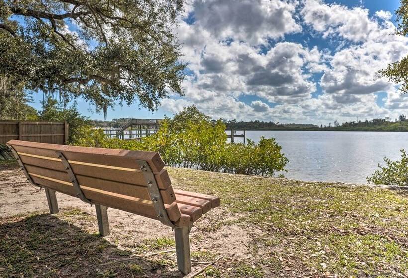 Dog Friendly Home W/ Gas Grill   Walk To Rose Bay!