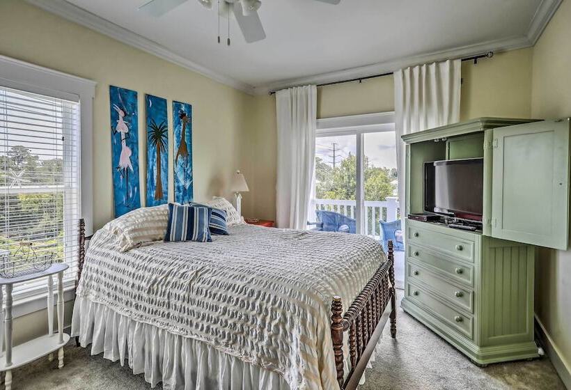 Family Beach Home; Walk To N Litchfield Beach