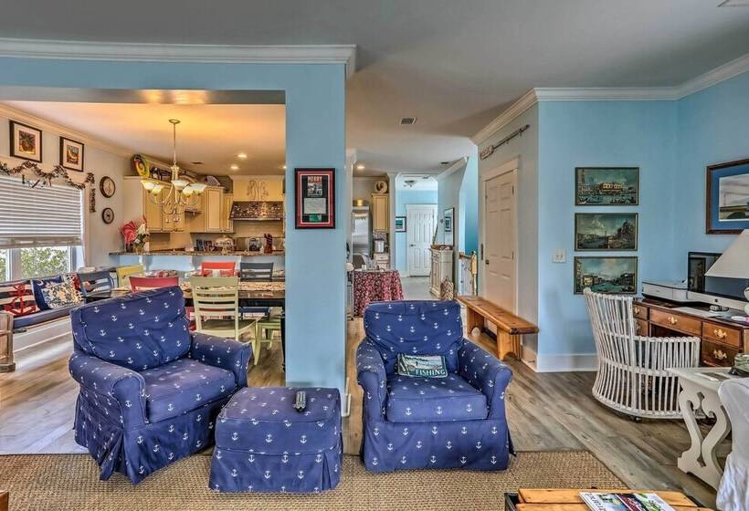 Family Beach Home; Walk To N Litchfield Beach