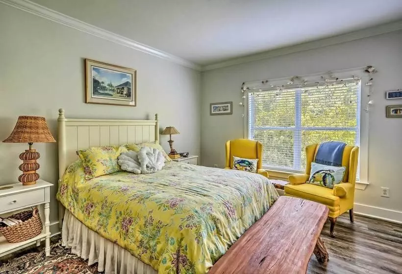 Family Beach Home; Walk To N Litchfield Beach