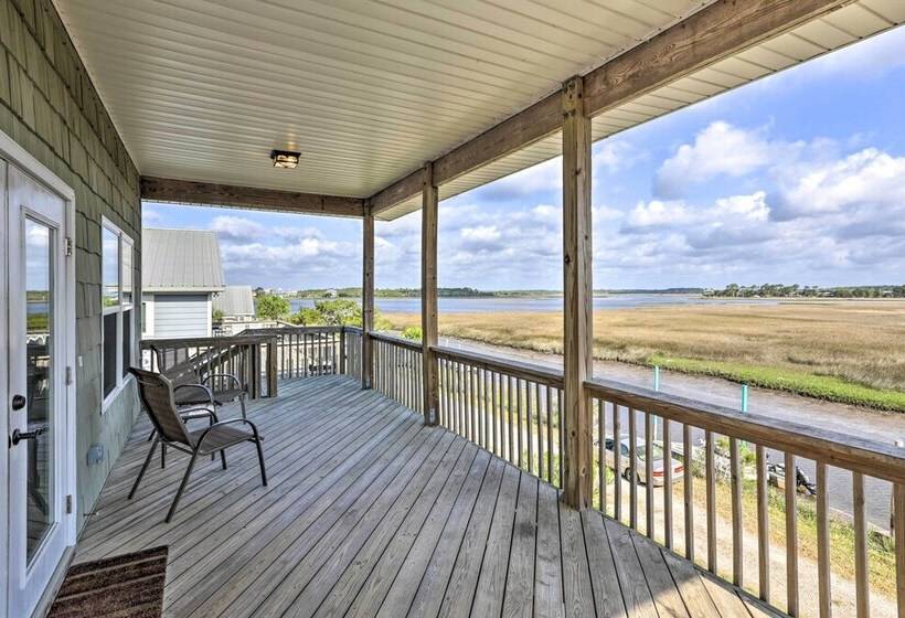 Family Friendly Waterfront Oasis: 7 Miles To Beach