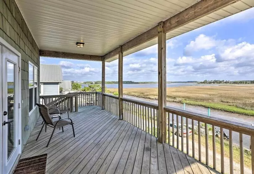 Family Friendly Waterfront Oasis: 7 Miles To Beach