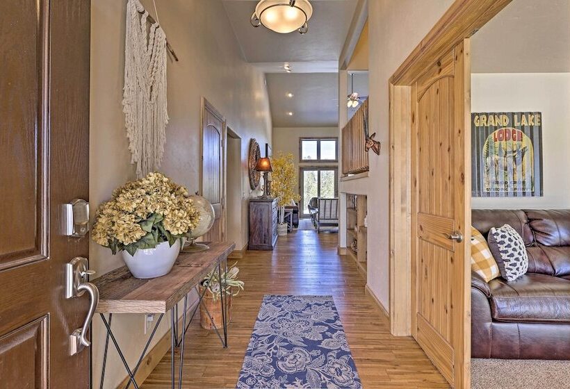 Grand Lake Getaway: Walk To Shadow Mountain Lake!