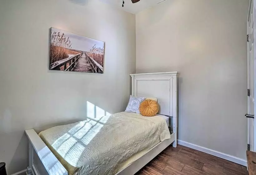 Gray Home W/ View Of Boone Lake + Fire Pit!