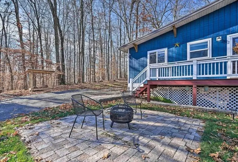 Gray Home W/ View Of Boone Lake + Fire Pit!