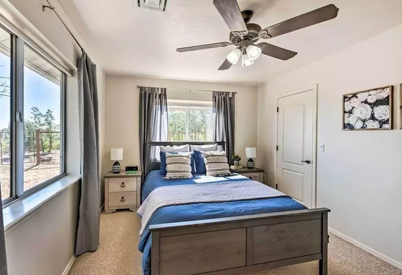 Fireplace, Sledding Paths: Show Low Haven