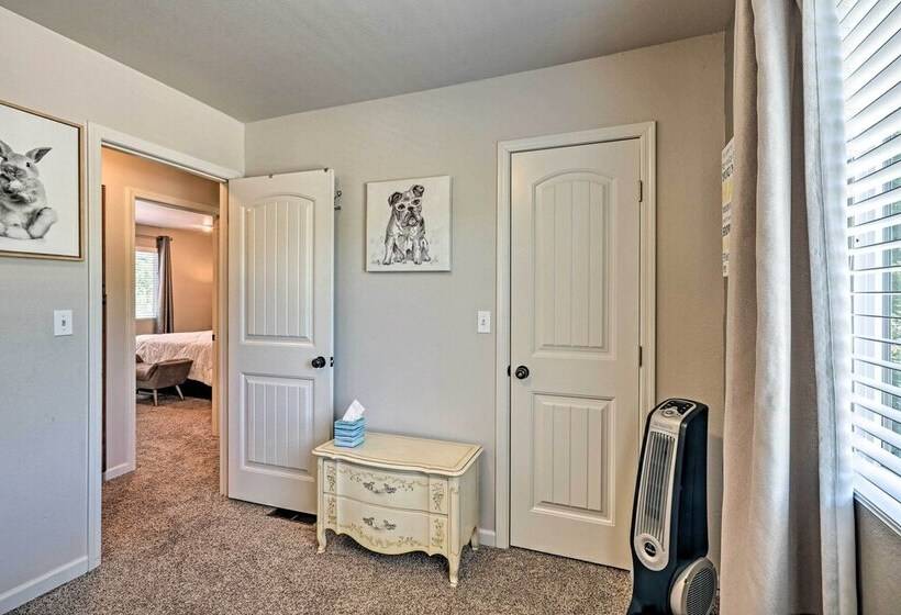 Flagstaff Home W/ Mountain View Near Snowbowl!