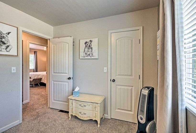 Flagstaff Home W/ Mountain View Near Snowbowl!