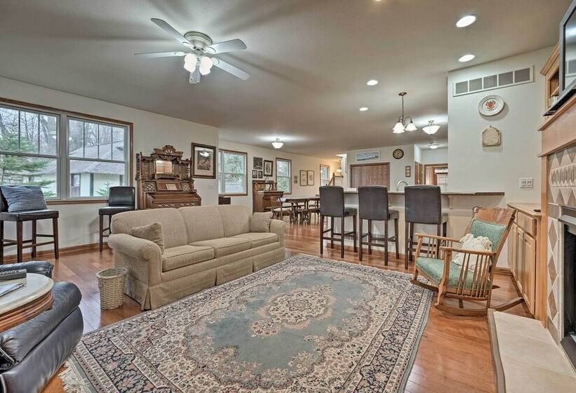 Lake Michigan Waterfront Home: 1 Mile To Downtown!