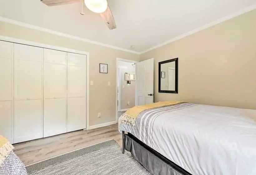 Lakefront Sherrills Ford Haven W/ Boat Dock!