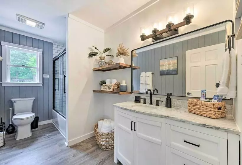 Lakefront Sherrills Ford Haven W/ Boat Dock!