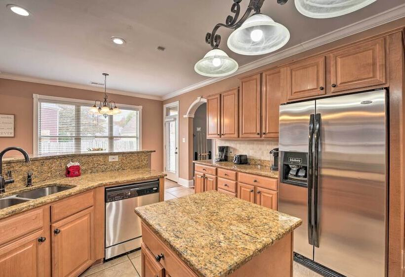 Cordova Home W/ Pool Table, 17 Mi To Memphis Zoo!