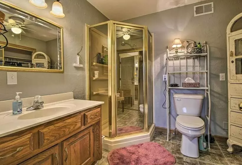 Lily Pad Oasis W/ Dock On Lake Of The Ozarks!