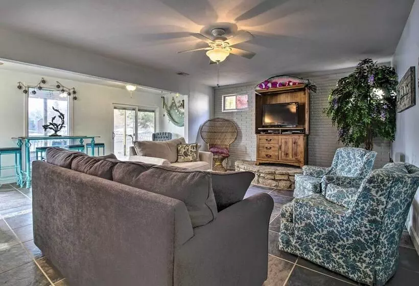 Lily Pad Oasis W/ Dock On Lake Of The Ozarks!