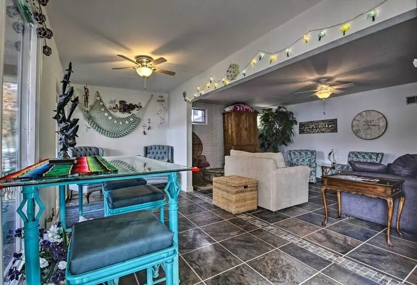 Lily Pad Oasis W/ Dock On Lake Of The Ozarks!