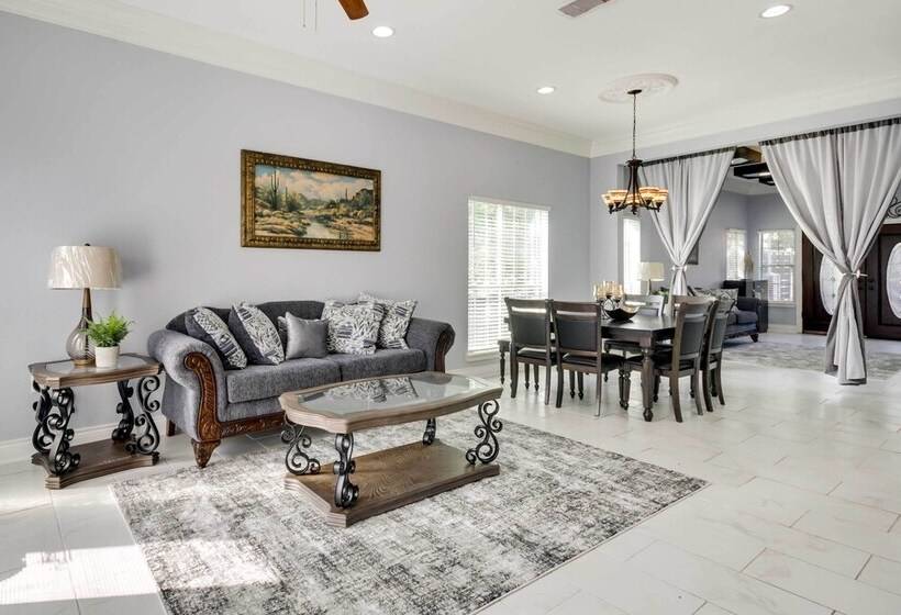 Luxe Southwest Houston Home W/ Balconies & Patio!