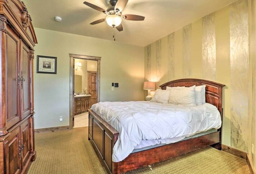 Luxurious Cedar City Getaway: 32 Mi To Brian Head!