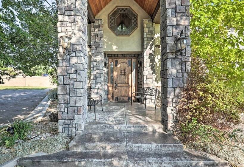 Luxurious Cedar City Getaway: 32 Mi To Brian Head!