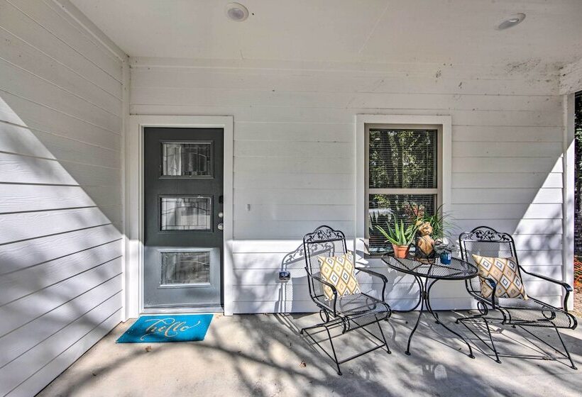 < 1/2 Mi To Lake + Boat Ramp: Mabank Home W/ Grill