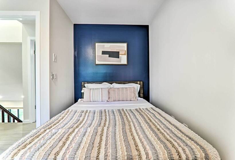 Lake & Pool Access: Home Near Tobyhanna State Park