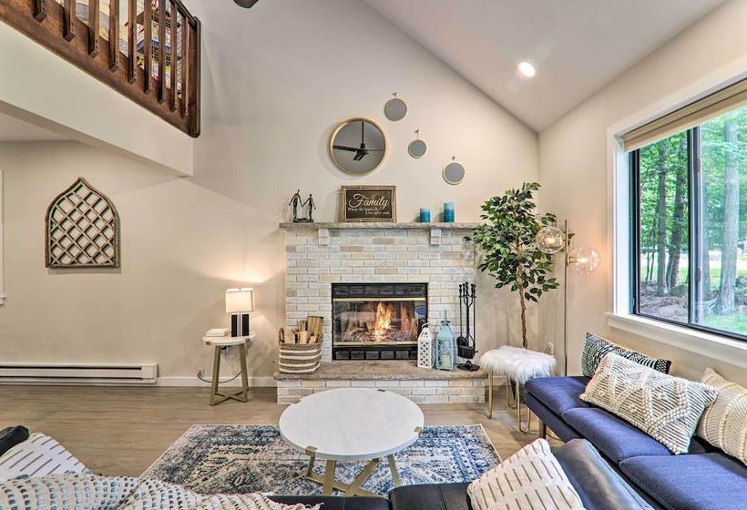 Lake & Pool Access: Home Near Tobyhanna State Park