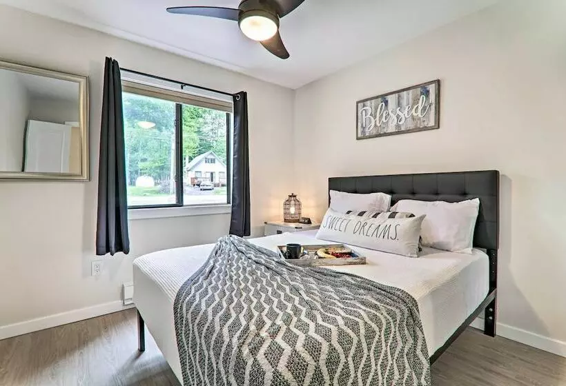 Lake & Pool Access: Home Near Tobyhanna State Park