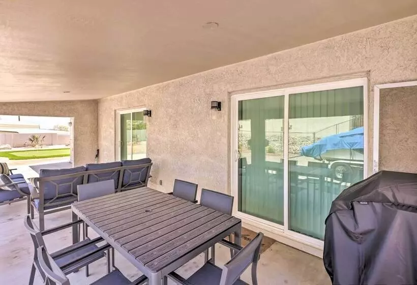 Lake Havasu City Home: Putting Green, Pool Access!