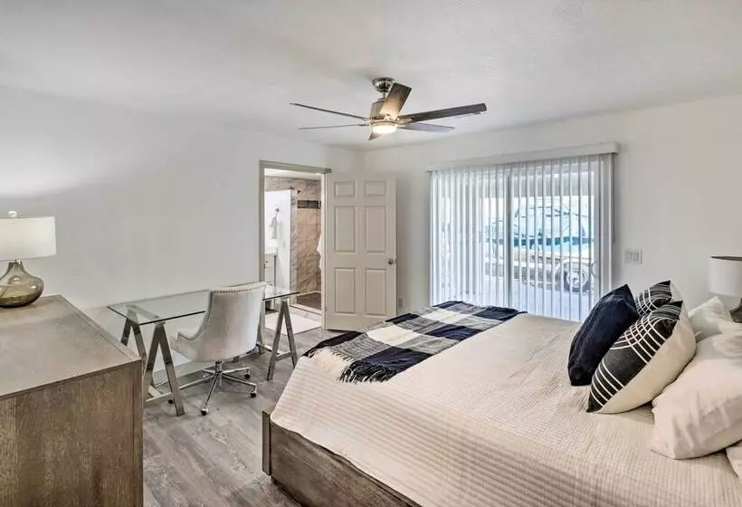 Lake Havasu City Home: Putting Green, Pool Access!