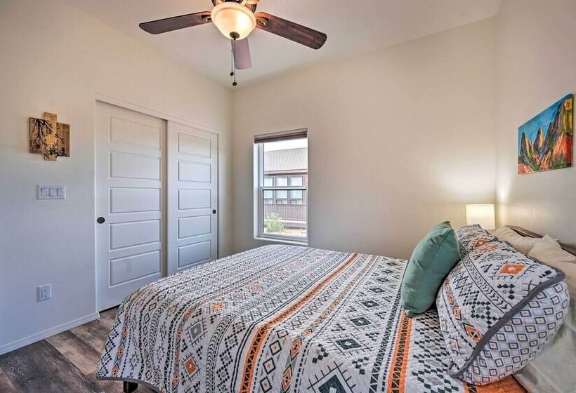 Mountain High Pines Retreat W/ Hot Tub + Views!