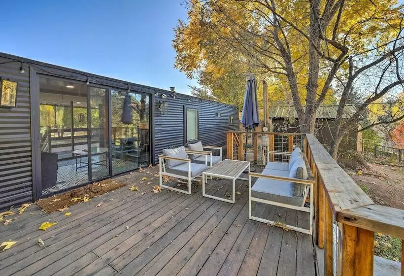 Waterfront Payson Escape W/ Private Hot Tub & Deck