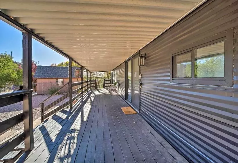 Waterfront Payson Escape W/ Private Hot Tub & Deck