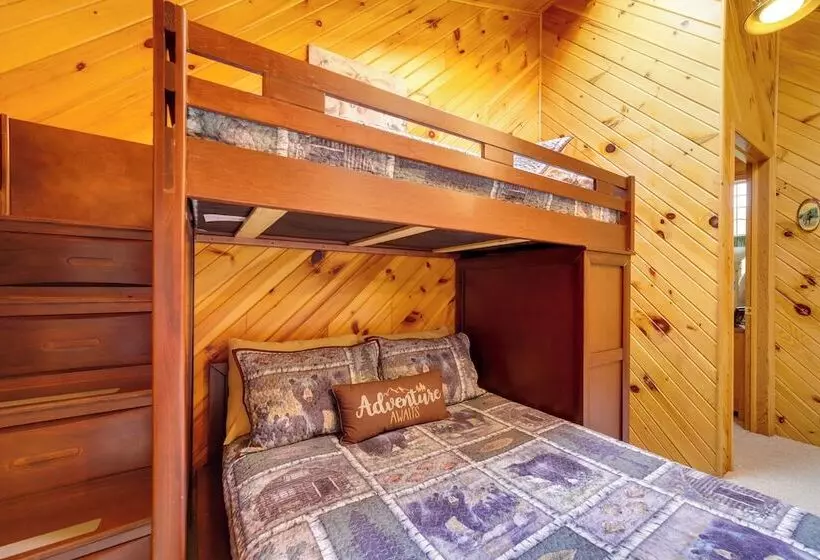 Pet Friendly Canton Cabin W/ Porch + Grill!