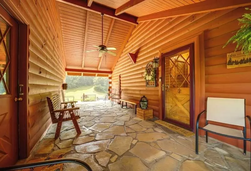 Pet Friendly Canton Cabin W/ Porch + Grill!