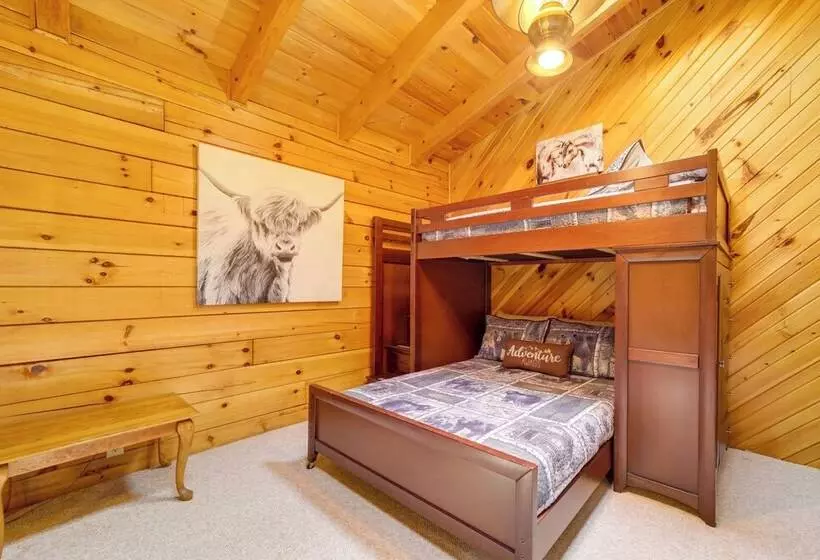 Pet Friendly Canton Cabin W/ Porch + Grill!