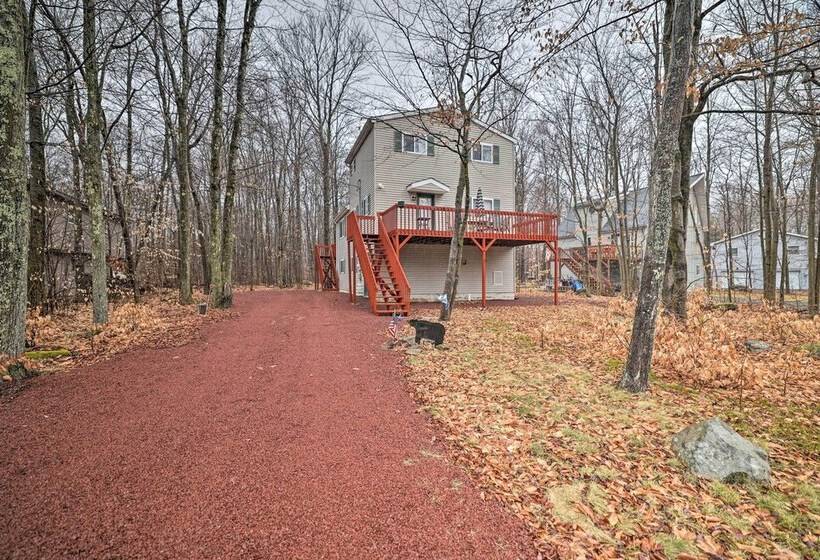 Poconos House W/ Deck + Game Room < 2 Mi To Lakes!