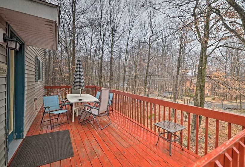 Poconos House W/ Deck + Game Room < 2 Mi To Lakes!