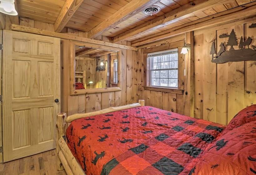 Postcard Worthy Poconos Cabin: ~ 15 Mi To Skiing!