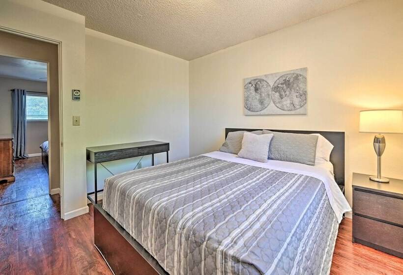 Screened Porch, Fire Pit: Prescott Pad Near Park!