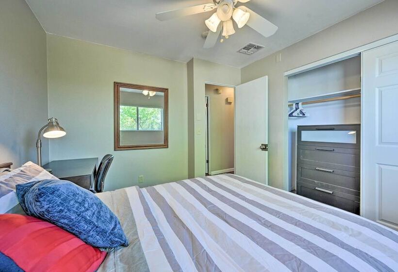 Screened Porch, Fire Pit: Prescott Pad Near Park!