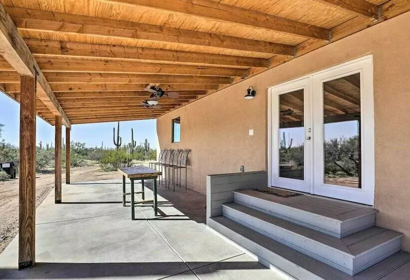 Secluded Marana Home W/ Viewing Decks + Privacy!